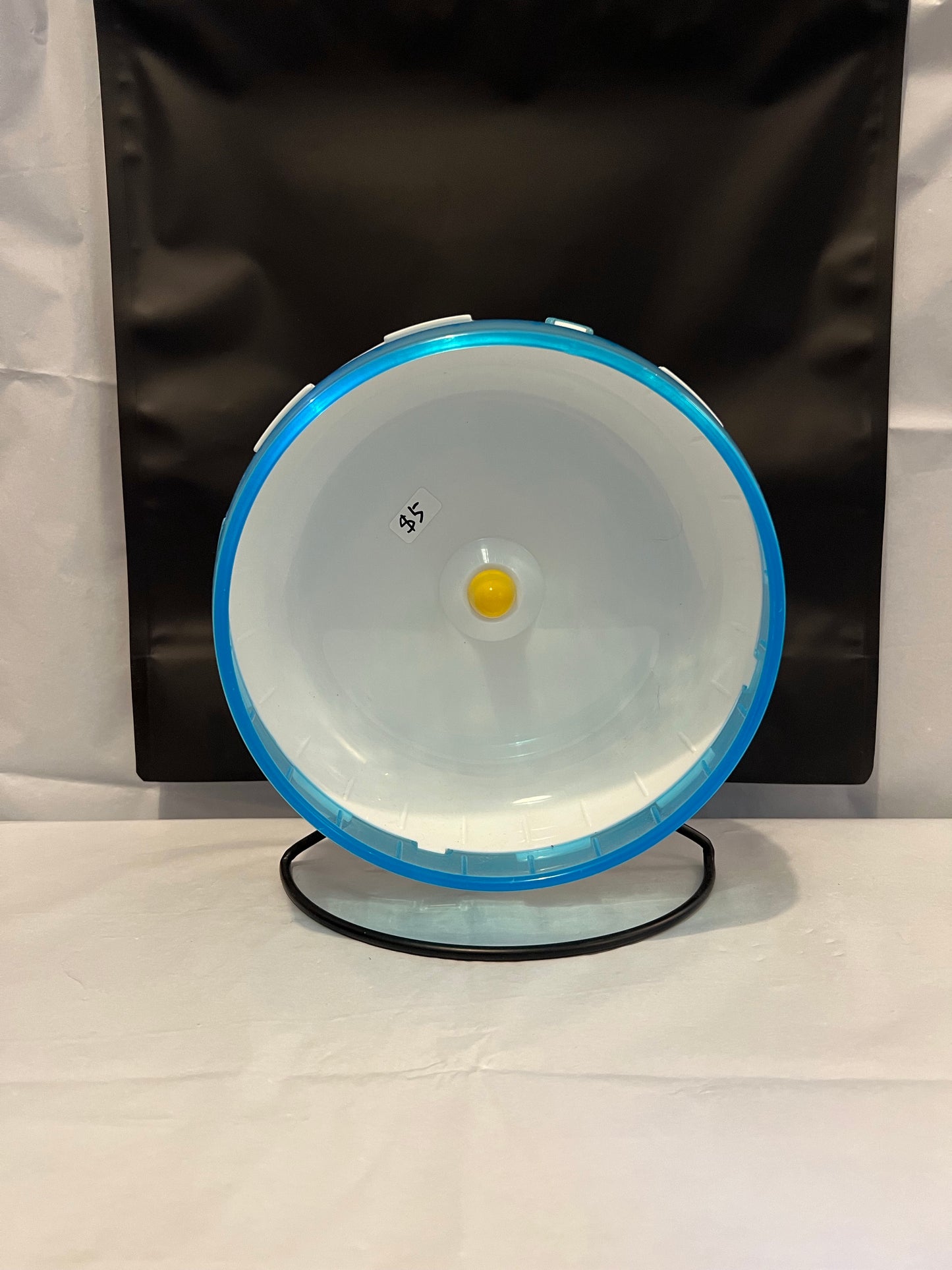 Preloved Blue Plastic Wheel 20cm