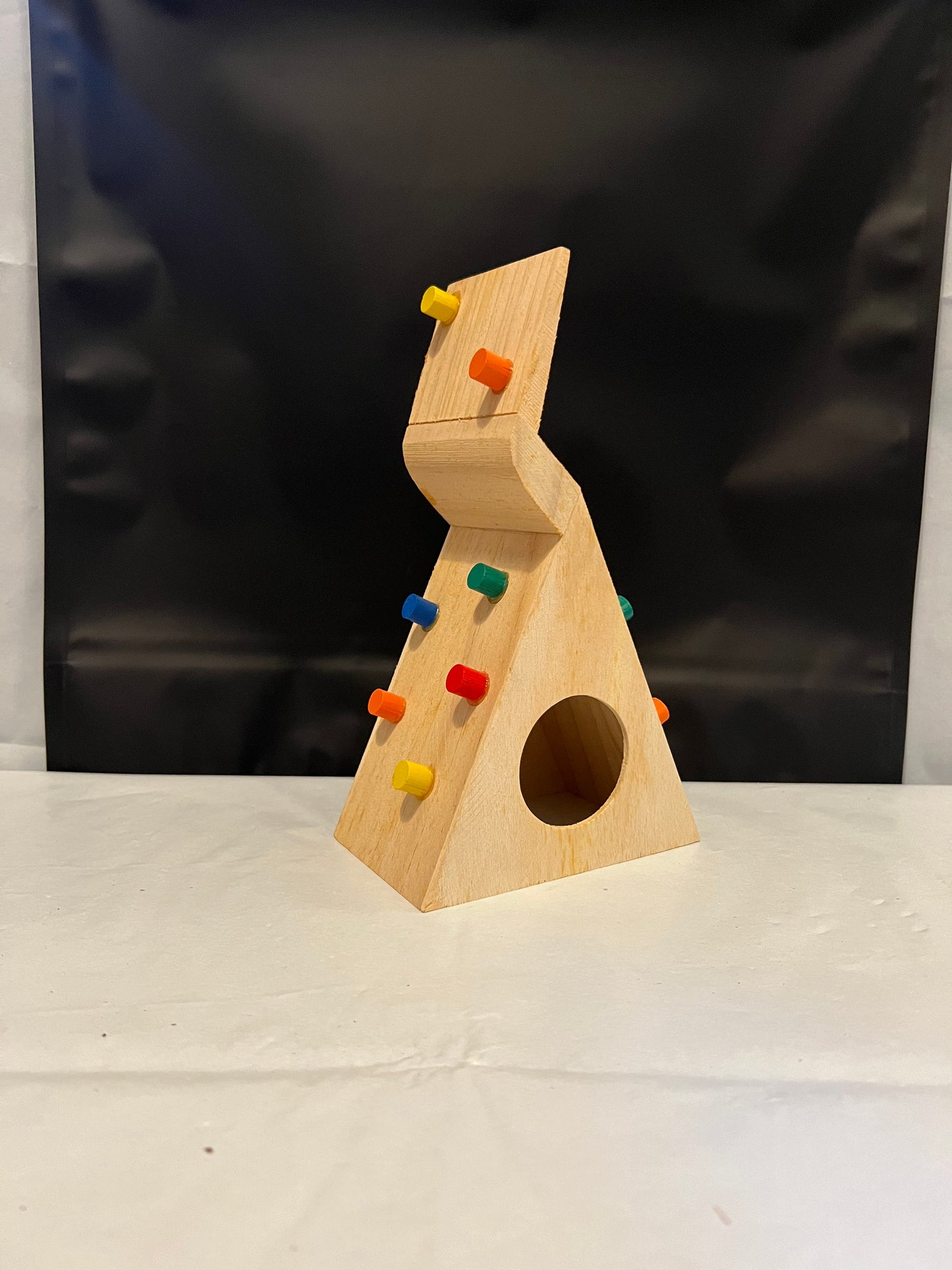 Preloved Carno Wooden Rock Climbing Enrichment