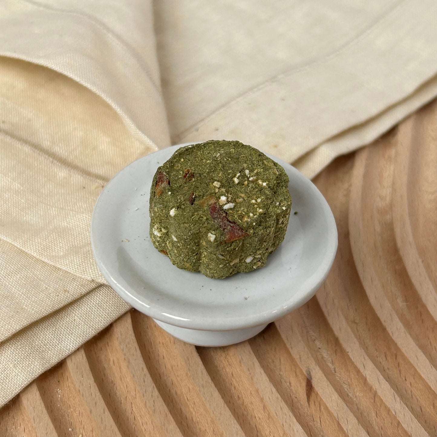 Timothy Red Capsicum Mooncake