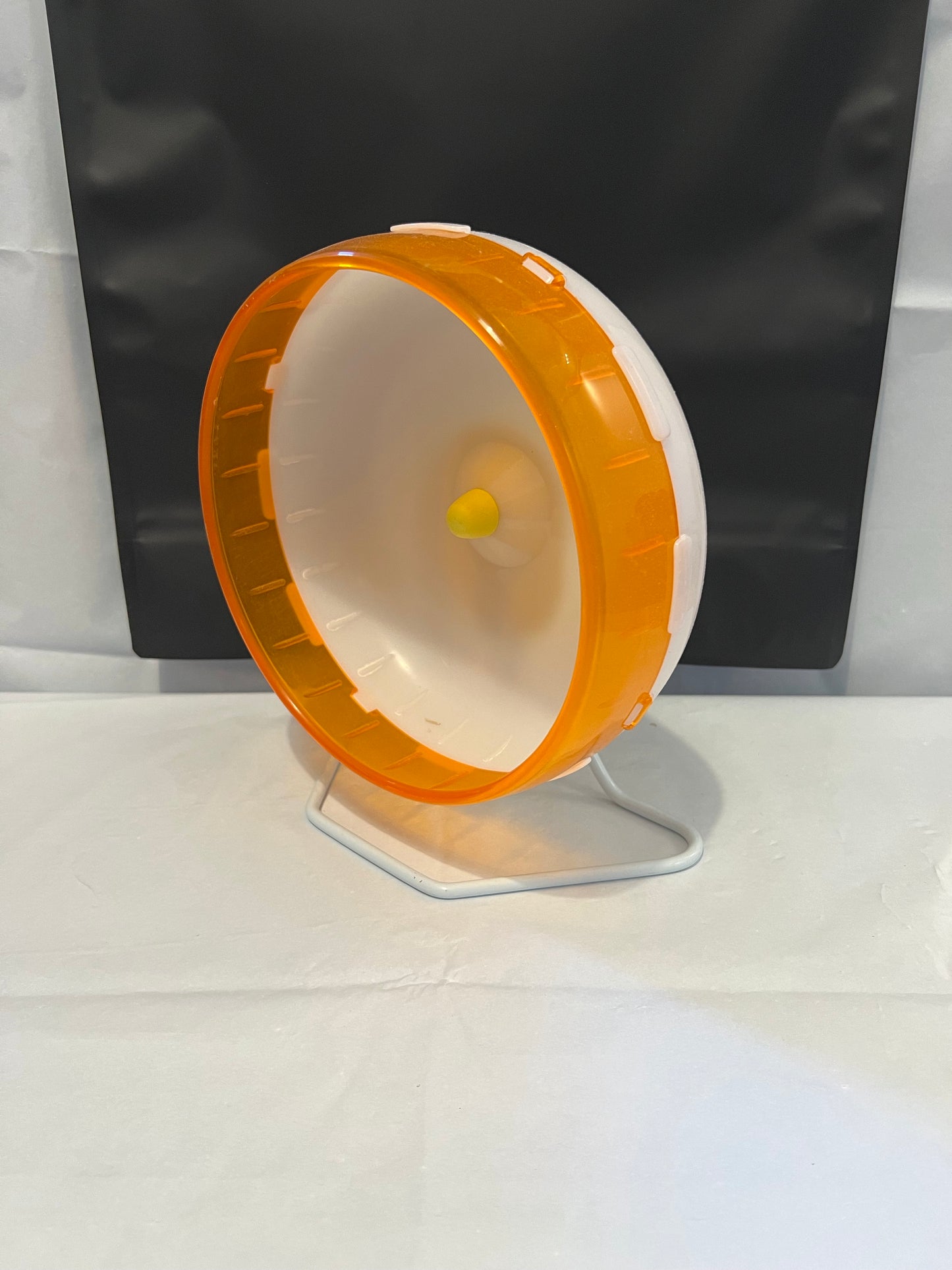 Preloved Orange Plastic Wheel 20cm