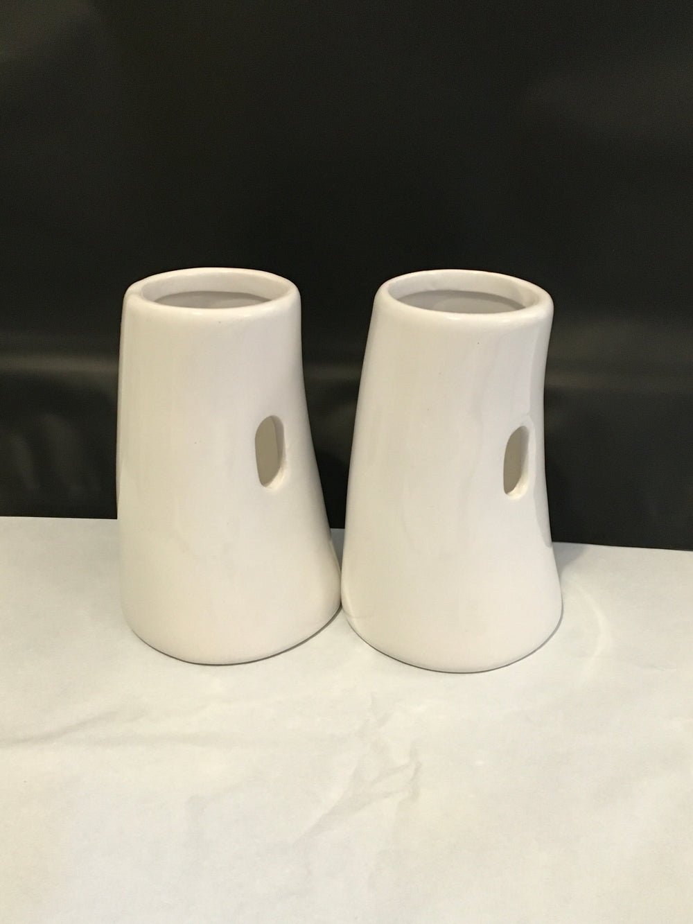 Preloved Orion White Water Bottle Holder (Sold Separately)