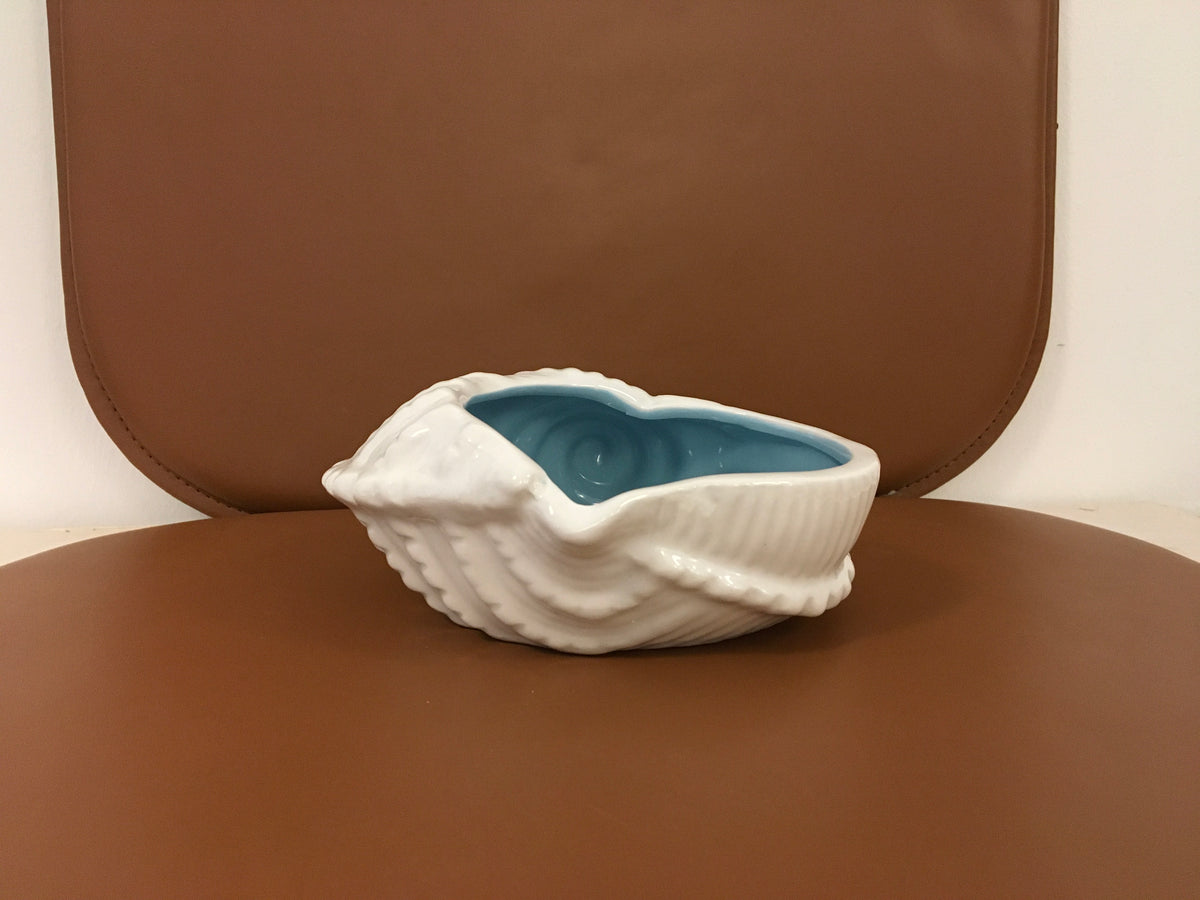 Preloved Ceramic Seashell bowl
