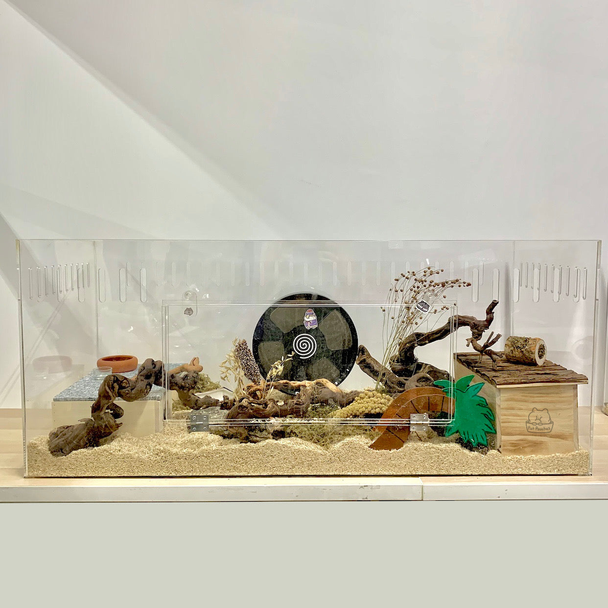 Clear Acrylic Tank with Lid for hamsters (Multiple sizes)